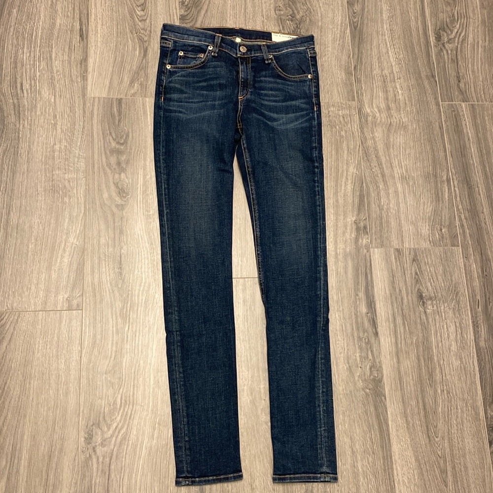 Women’s Rag and Bone 28x30 dark wash skinny jeans